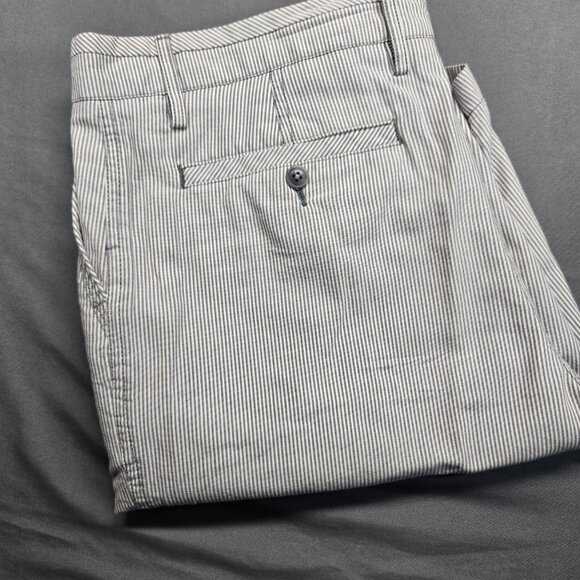 Murano Men’s Gray Pinstripe Cotton Shorts – Size 36 x 13 – NWT - Picture 14 of 15